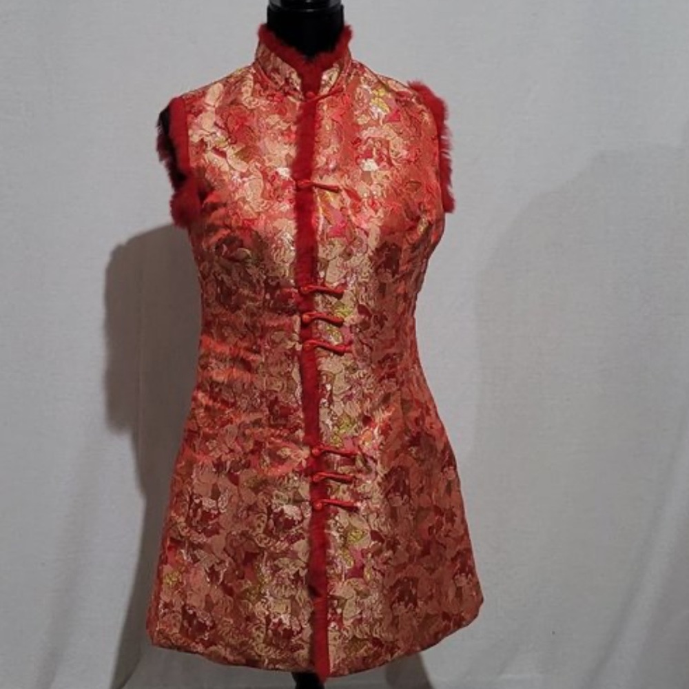Sleeveless red and gold mandarin cheongsam butterfly design